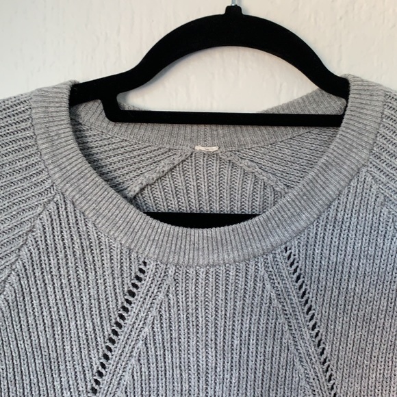 Lululemon Knitted Light Grey Sweater - Picture 4 of 8